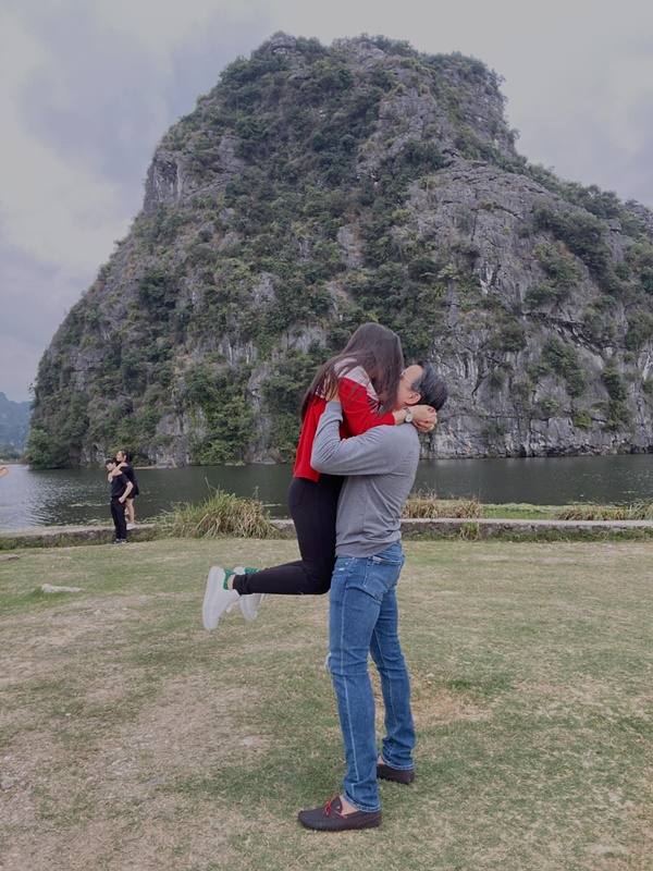 Vướng tin đồn trục trặc với Vua cá Koi, Hà Thanh Xuân ngày càng gợi cảm-2