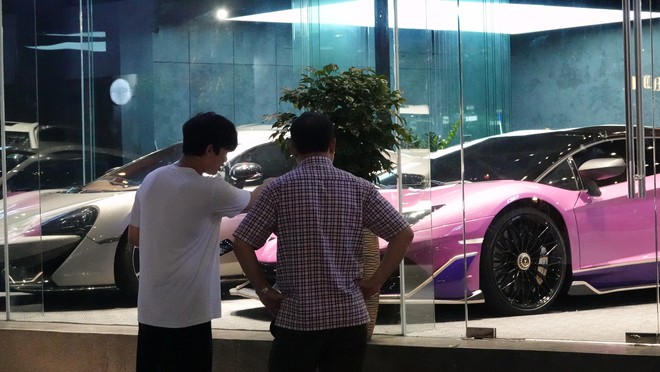 Showroom K-Super ra sao sau khi trùm buôn siêu xe” Phan Công Khanh bị tạm giữ-2