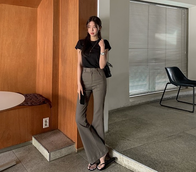 Lên đồ sang chảnh, tôn chân thon dài với quần ống vẩy-10