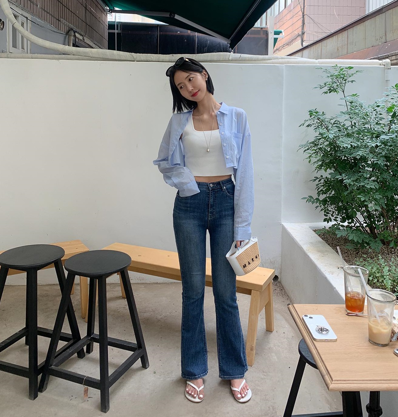 Lên đồ sang chảnh, tôn chân thon dài với quần ống vẩy-2