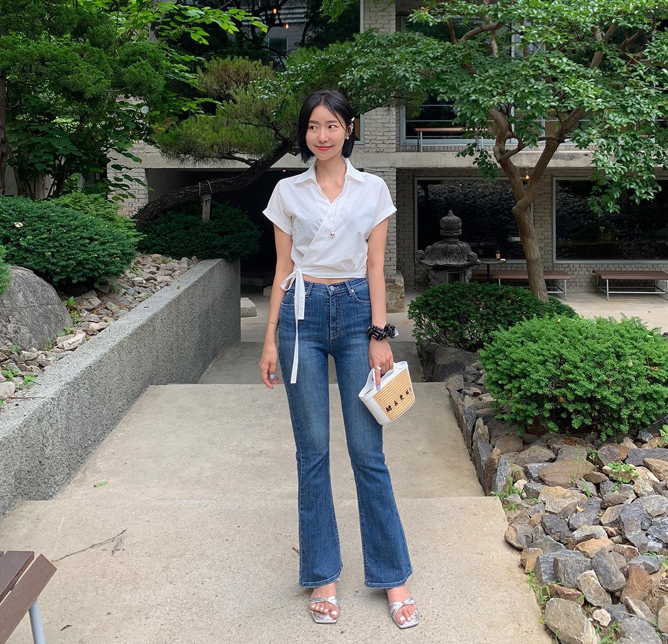 Lên đồ sang chảnh, tôn chân thon dài với quần ống vẩy-4