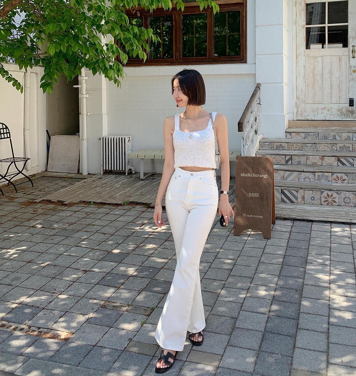 Lên đồ sang chảnh, tôn chân thon dài với quần ống vẩy-5