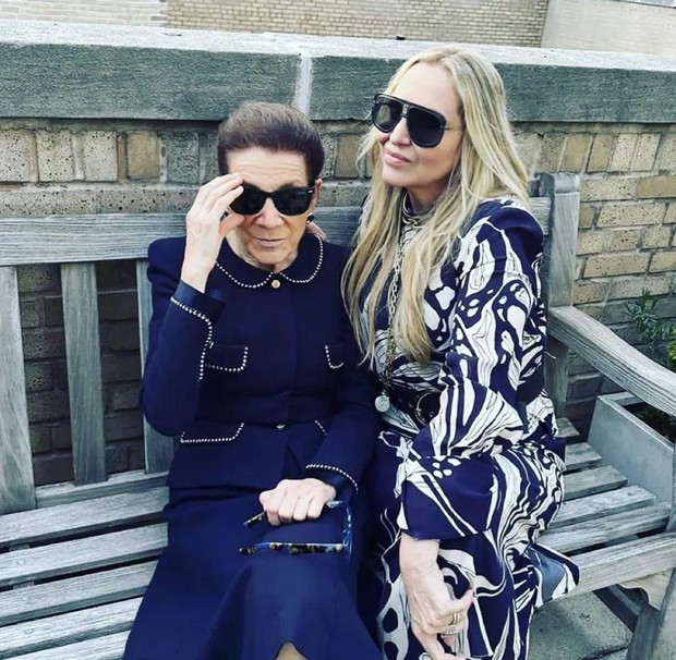 Tiểu thư quý tộc lá ngọc cành vàng nhưng về già lại cơ cực vì một sai lầm khó tin-2