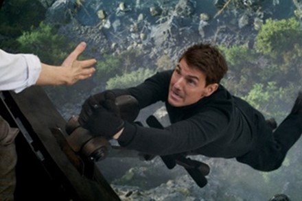 Hậu trường cảnh tàu hỏa lao vực ấn tượng trong 'Mission: Impossible 7'