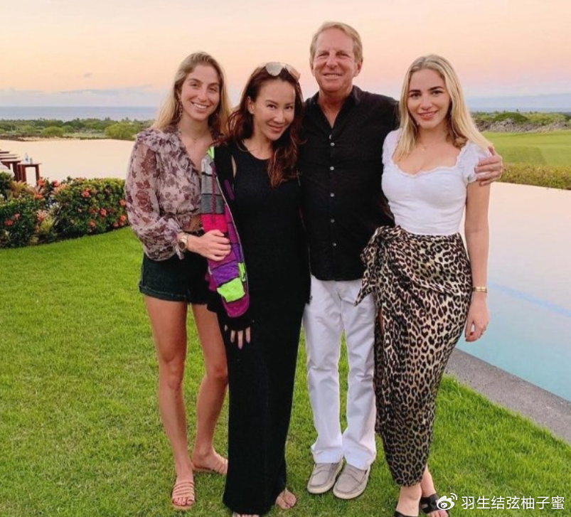 Chồng Coco Lee muốn lật lại di chúc, phản đối việc vợ để hết tài sản cho mẹ ruột-2