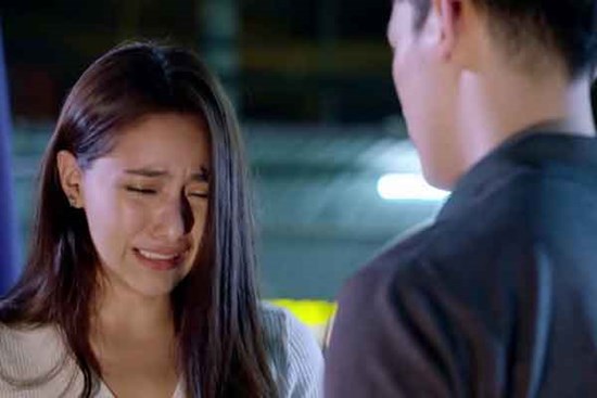 Chồng đi làm xa, vợ ở nhà ngã vào lòng cậu trai làm thuê kém 7 tuổi vì lý do chẳng thể ngờ