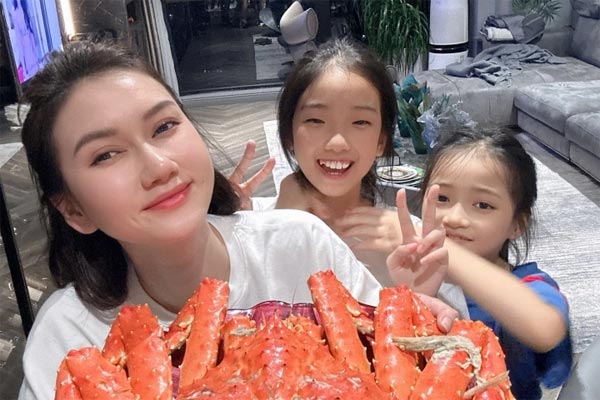 Thực hư thông tin diễn viên Hương Giang cưới-5