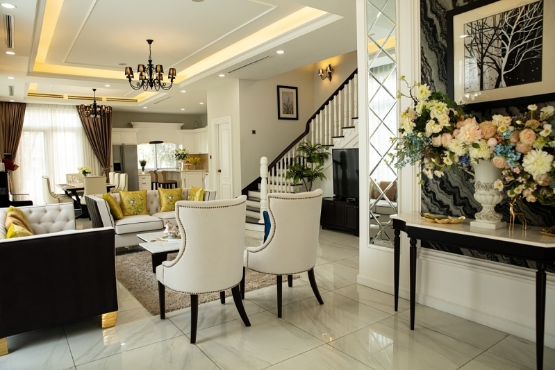 Bên trong căn biệt thự triệu đô chỉ ngồi nhà quay phim cũng ra tiền của MC Thanh Mai-11