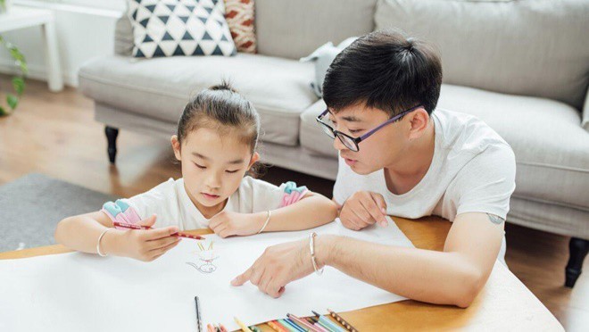 Hotgirl chân dài da trắng lấy Giáo sư ĐH để sinh con đẹp như mẹ, giỏi như cha, kết quả nằm ngoài sức tưởng tượng-6