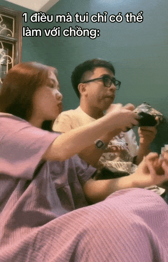 Đoạn clip 12s hút 2,4 triệu người vào xem thiếu gia hệ thống phở chiều vợ-1