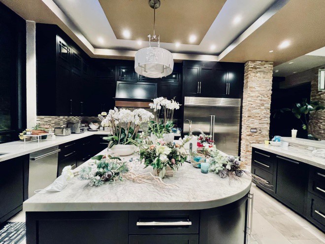 Ly hôn nhưng giấu con trai, Đan Trường và vợ cũ ở trong 2 căn biệt thự đẳng cấp tại Mỹ cùng có một điểm chung-5