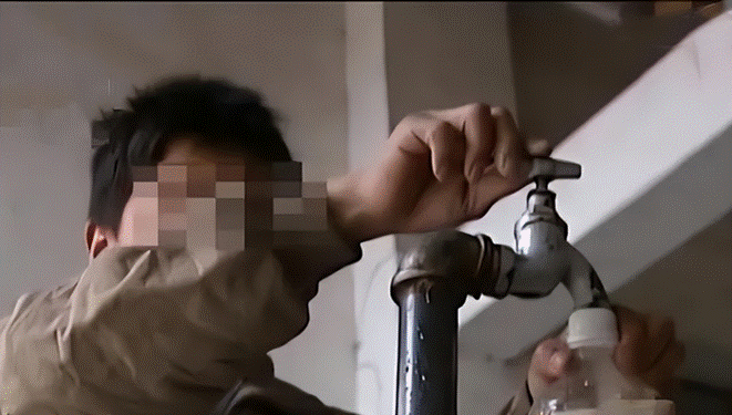 Con trai 14 tuổi uống hơn chục lít nước/ngày, bố mẹ thấy con ăn uống được vui mừng, lúc đi khám bệnh đã nặng-2