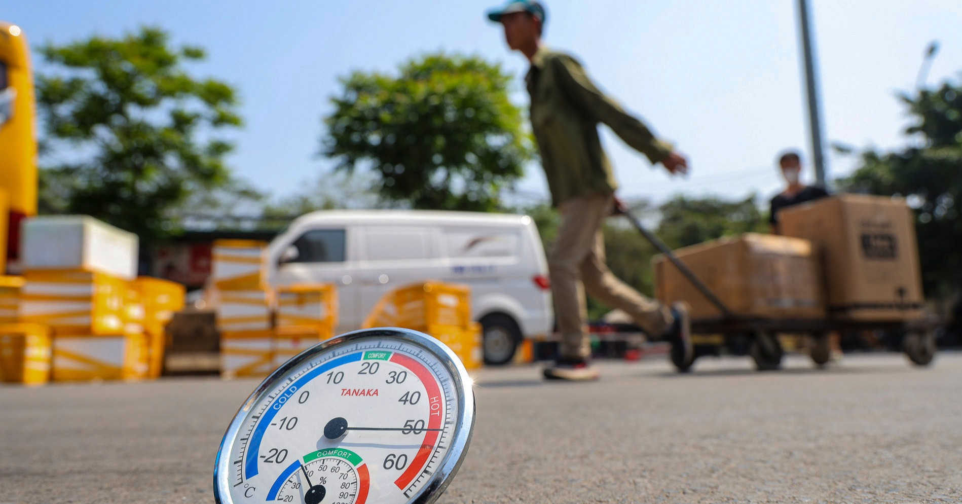 Thời tiết Hà Nội 12/7: Nắng nóng cao điểm nhất cả đợt, chạm ngưỡng 38 độ-1