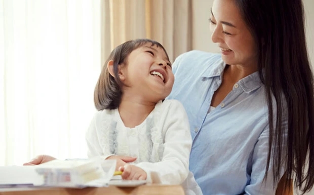 2 điều cha mẹ hay khoe khoang sẽ khiến con sẽ bị ảnh hưởng tiêu cực-1