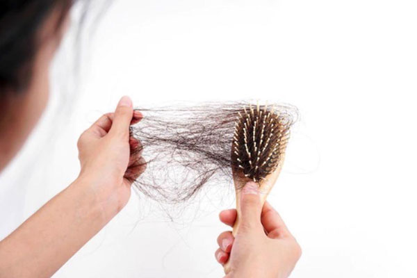 5 lợi ích khi dùng tẩy tế bào chết cho da đầu-1