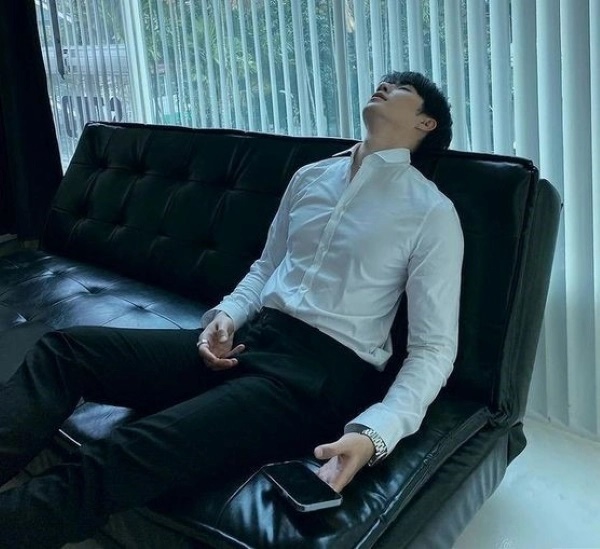 Bé trai 10 tuổi suýt tử vong vì 1 sai lầm khi uống nước-2