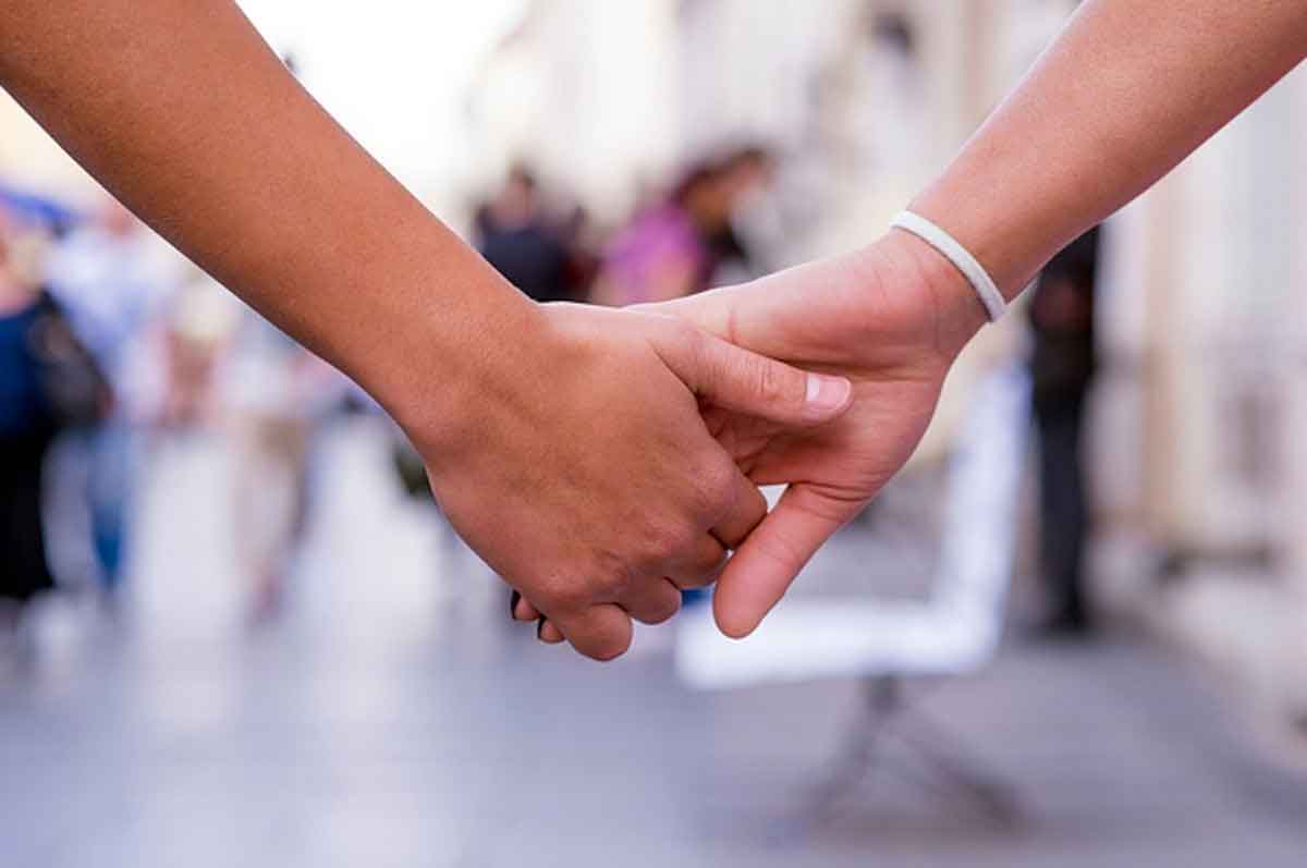 Gia đình tôi vô cùng ngỡ ngàng khi anh trai dẫn người yêu về ra mắt-1