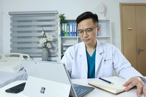 Căn bệnh cường giáp như hoa hậu Phương Khánh đang điều trị ảnh hưởng thế nào với phụ nữ?-3