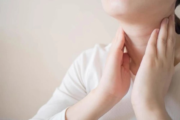 Căn bệnh cường giáp như hoa hậu Phương Khánh đang điều trị ảnh hưởng thế nào với phụ nữ?-4