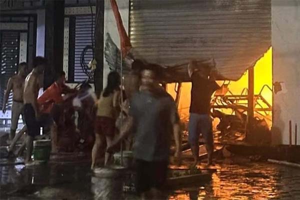 Cộng đồng mạng giật mình vì trào lưu đi xe lăn điện ở Trung Quốc: Bất ngờ khi biết nguyên nhân-2