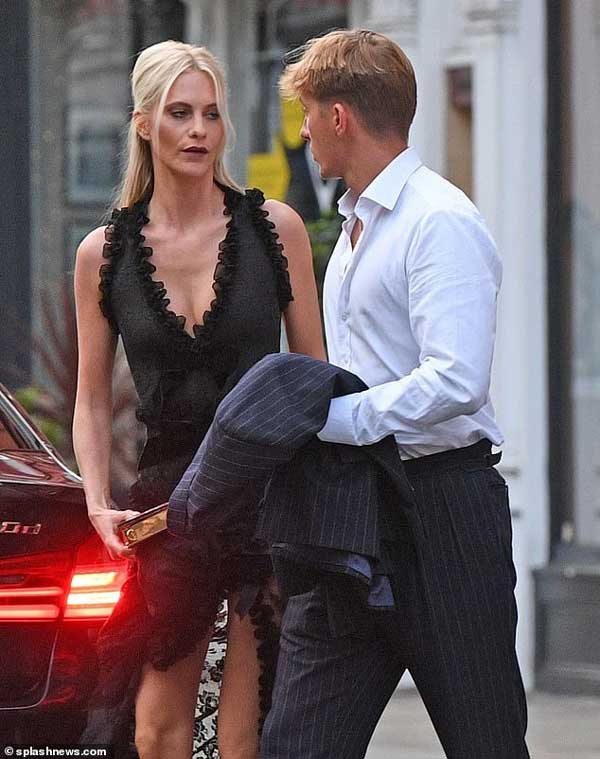 Chân dung bạn gái hơn 13 tuổi của Hoàng tử Hy Lạp điển trai: Xuất thân trâm anh thế phiệt, cùng em gái trở thành cặp siêu mẫu đình đám nhất thế giới-2