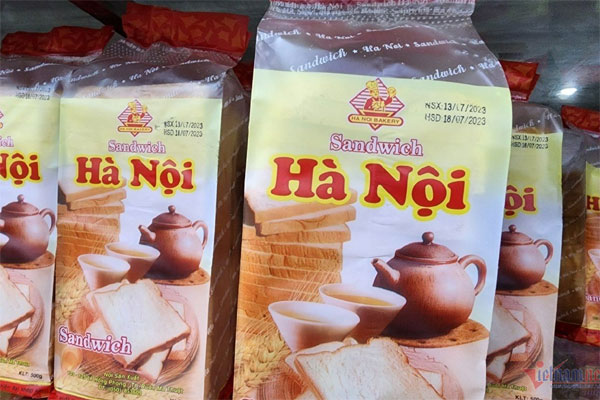 Bánh mì ghi ngày sản xuất sau ngày bán-1