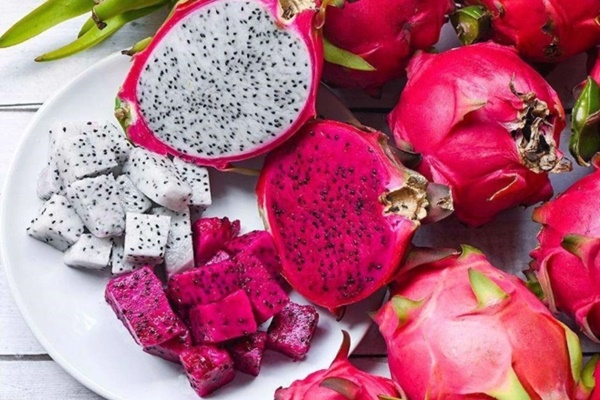 Thanh long chống oxy hóa, trị táo bón nhưng đại kỵ với 4 nhóm người này-1