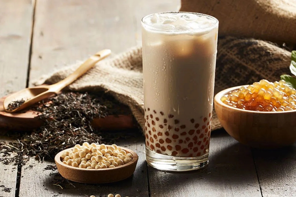 Uống trà sữa, ăn lẩu, đồ nướng có làm ảnh hưởng đến chất lượng sữa mẹ không?-1