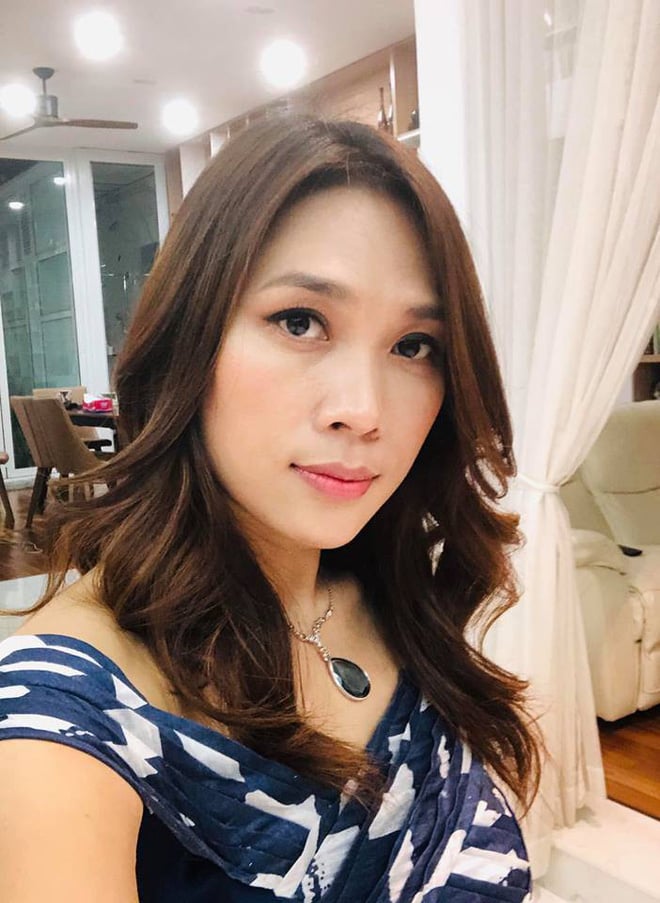 Cơ ngơi đi mỏi chân không hết của nữ ca sĩ vừa gây bão với nhan sắc không tuổi, lọt top tìm kiếm Google chỉ sau một đêm-24