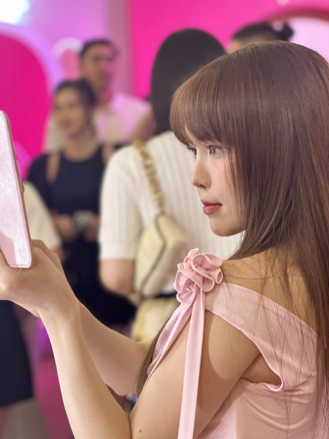 Thiều Bảo Trâm lên tiếng về gương mặt khác lạ-2