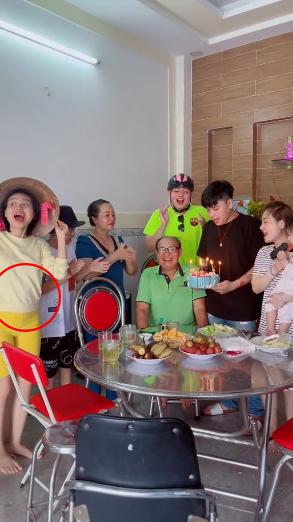 Lê Lộc lộ vòng 2 lùm lùm, vướng nghi vấn đã mang thai với Tuấn Dũng-1