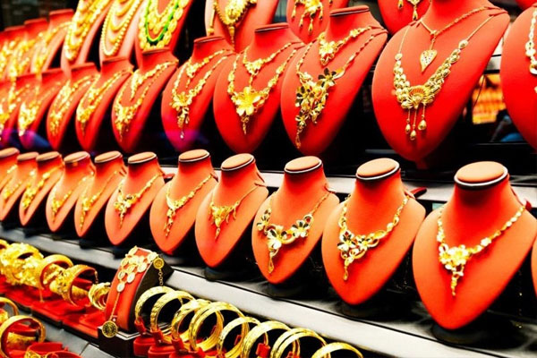 Giá vàng hôm nay 16/7: Triển vọng lạc quan, vàng đi lên-2