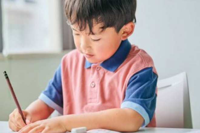 Học sinh tiểu học viết văn kể mơ ước làm một con heo, cô giáo đọc xong vừa bất lực vừa buồn cười-2