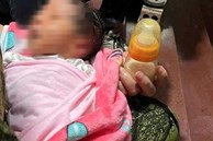 Bé trai sơ sinh bị bỏ rơi trước trạm y tế cùng bỉm, sữa