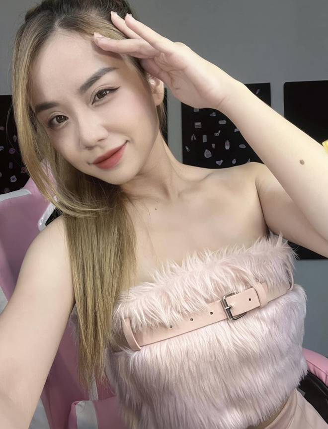 Ly hôn Hoài Lâm, vợ cũ hotgirl làm mẹ đơn thân bán bún nuôi hai con giờ giàu sang, các con vừa ngoan vừa xinh-7