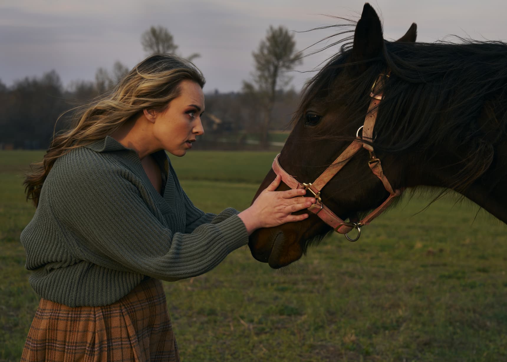 Nữ y tá Mỹ từng nổi tiếng bất đắc dĩ chỉ vì một mũi tiêm và thuyết âm mưu tàn ác trên Internet-6