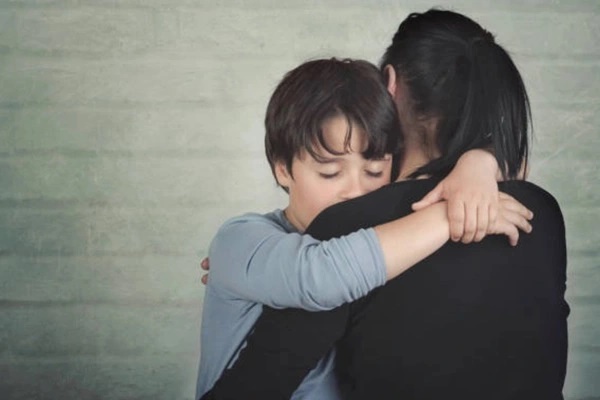 Ngày sinh nhật, con trai ước 1 điều khiến tôi bật khóc-1