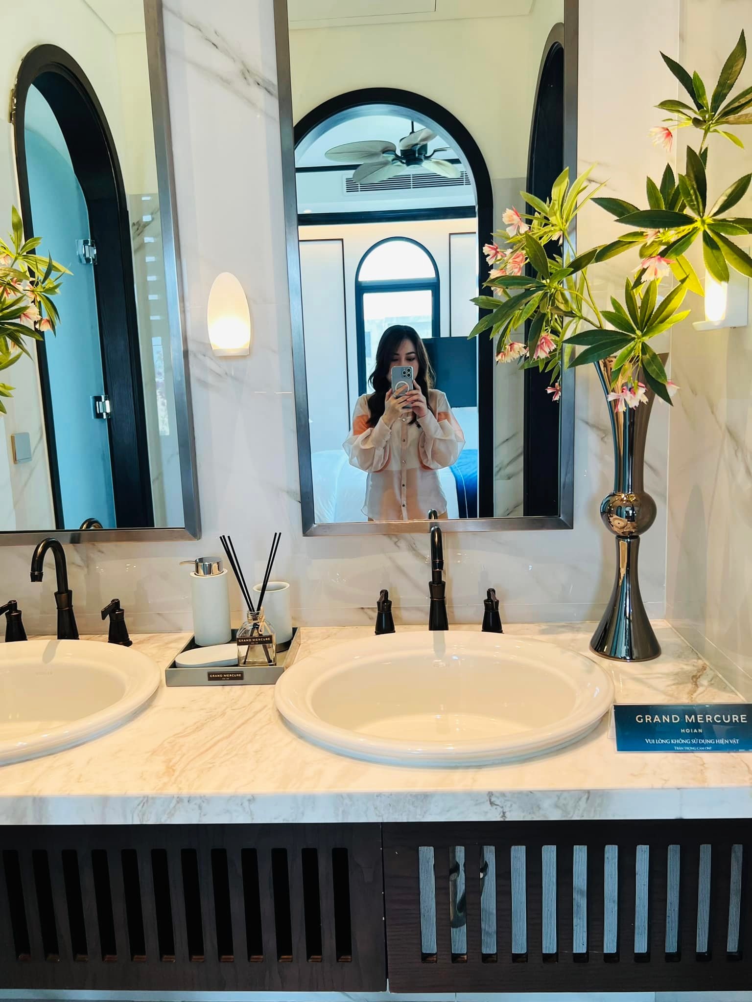 Hằng Túi ly hôn chồng thứ 2, U40 công khai bạn trai thứ 3, sống trong căn hộ lộng lẫy bao người ước ao-28