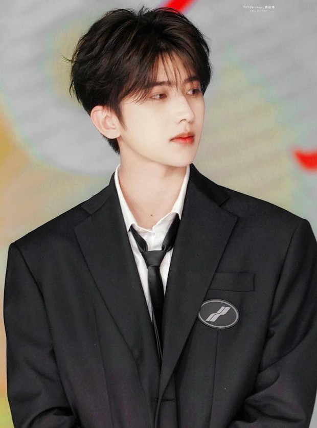 Nghệ sĩ đối mặt với thị phi: Khi im lặng không còn là vàng-4