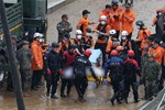 Vụ 13 thi thể mắc kẹt trong đường hầm vì mưa lớn tại Hàn Quốc: Cuộc gọi cuối cùng của nạn nhân gây xót xa-5