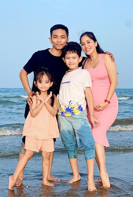 Phan Hiển bất ngờ bị chê trách khi có hành động thiên vị con gái Anna, anh trai Kubi bật khóc nói một câu ai cũng thương-1