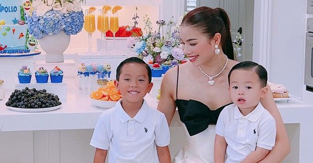 Phạm Hương khoe ảnh cùng 2 con trong căn nhà triệu đô-1