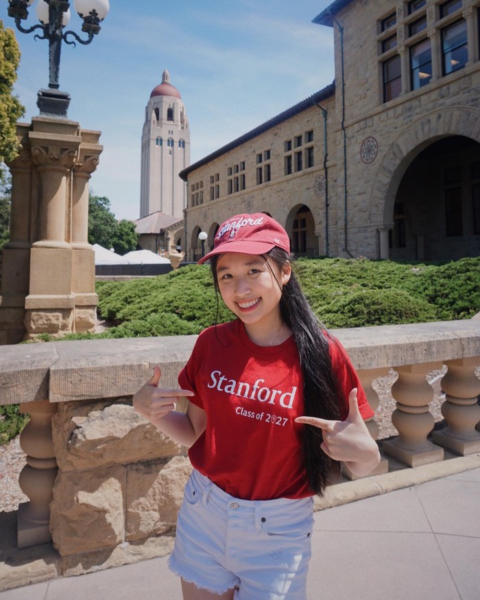 Jenny Huỳnh phá đảo” hội flex: 12 tuổi kinh doanh riêng, 18 tuổi đậu ĐH Stanford và kênh YouTube có 1 tỷ lượt xem-2