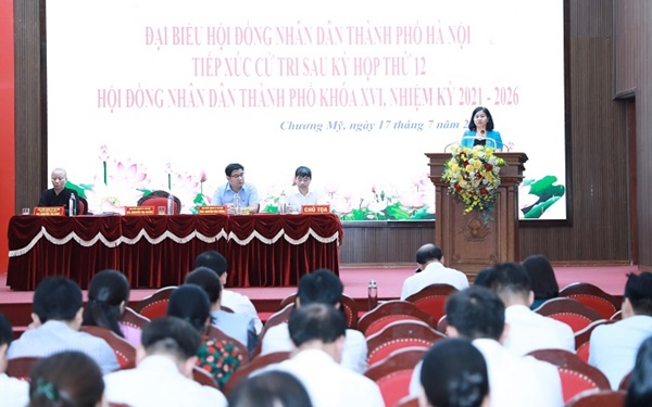 Phó Bí thư Thường trực Thành ủy Nguyễn Thị Tuyến tiếp xúc cử tri huyện Chương Mỹ-2