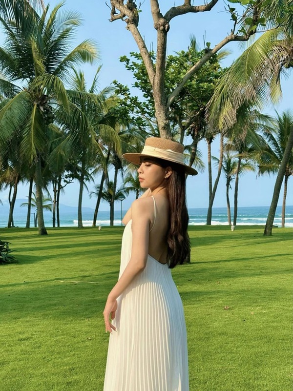 Cuộc sống mới của hot girl Nhật Lê sau 6 năm chia tay Quang Hải, đính hôn thiếu gia-12