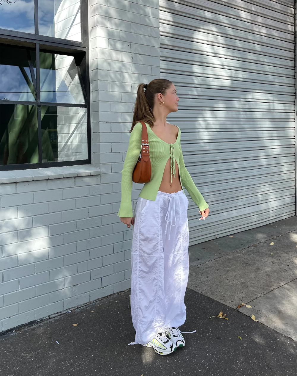 Gam màu xanh đang khiến các tín đồ thời trang mê mệt-3