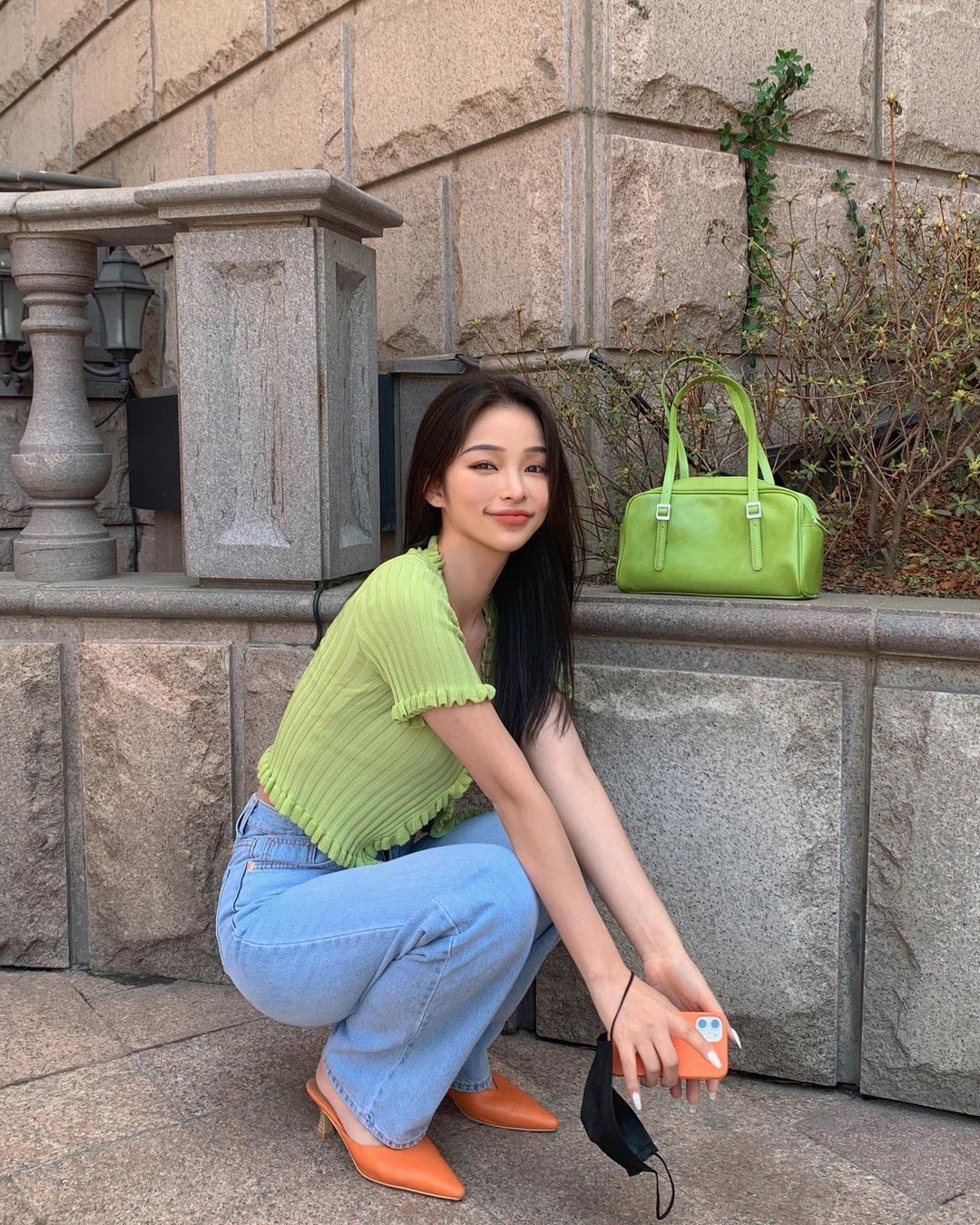 Gam màu xanh đang khiến các tín đồ thời trang mê mệt-9