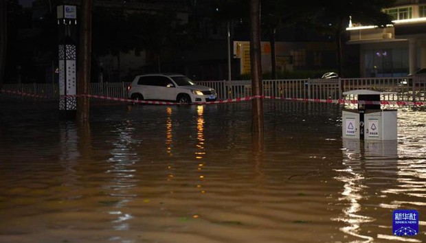 Trung Quốc hứng chịu mưa lớn kỷ lục do bão Talim-1
