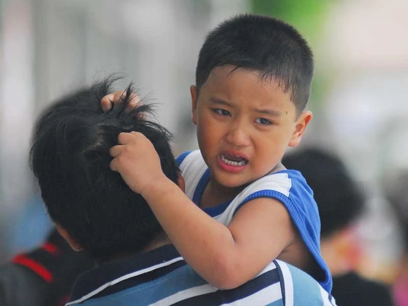 Không phải la mắng, đây mới là kiểu bà mẹ tiêu cực nhất, khiến con ảnh hưởng tâm lý nặng nề-1