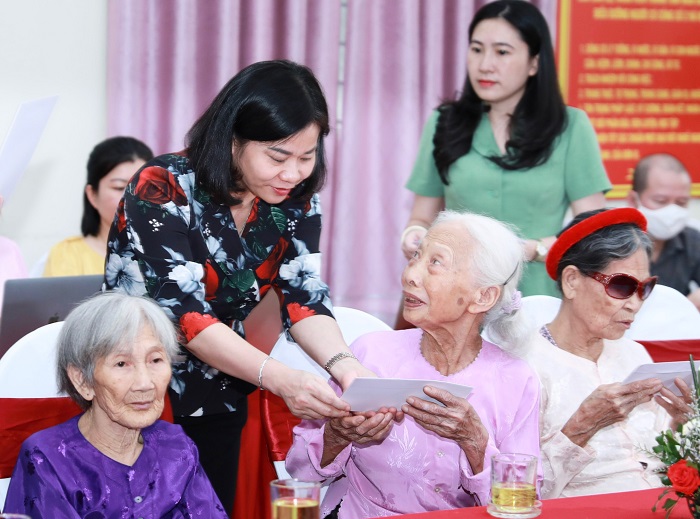 Quan tâm chăm lo, tạo điều kiện tốt nhất cho người có công và thân nhân liệt sỹ-3